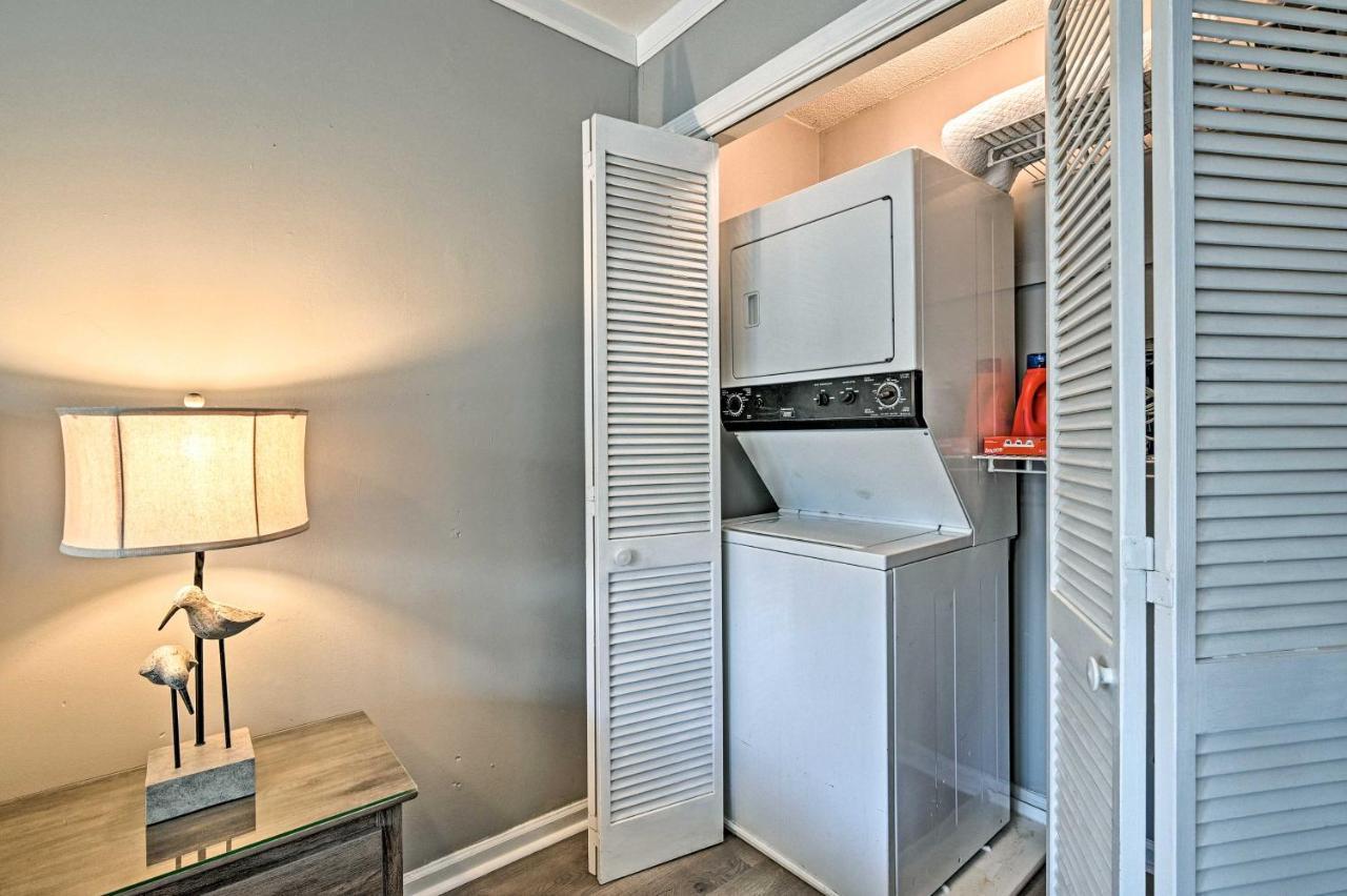 Surfside Beach Couples Retreat With Balcony! マートルビーチ エクステリア 写真