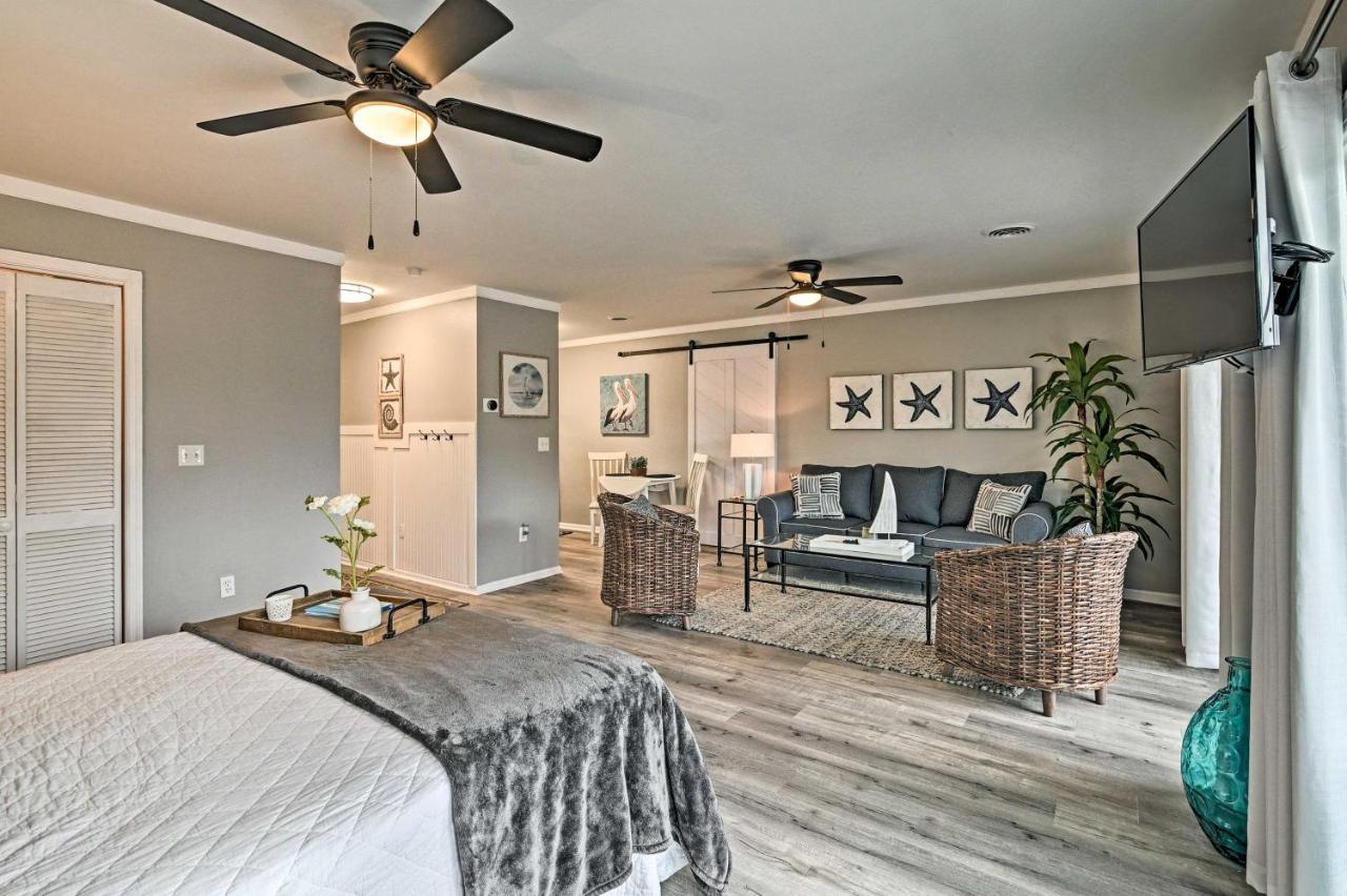 Surfside Beach Couples Retreat With Balcony! マートルビーチ エクステリア 写真